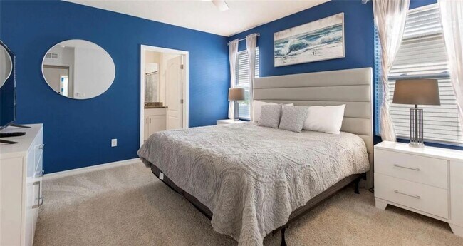 Building Photo - 7572 Oakmoss Loop