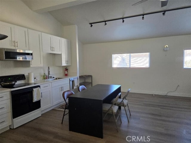 Building Photo - 8579 Volga River Cir