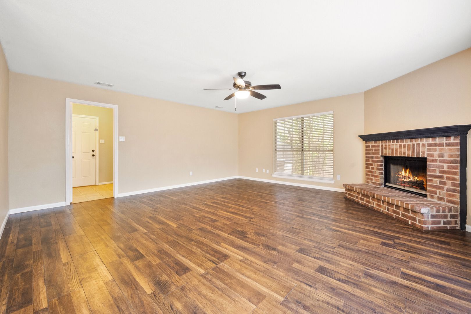 Building Photo - 7517 Point Reyes Dr