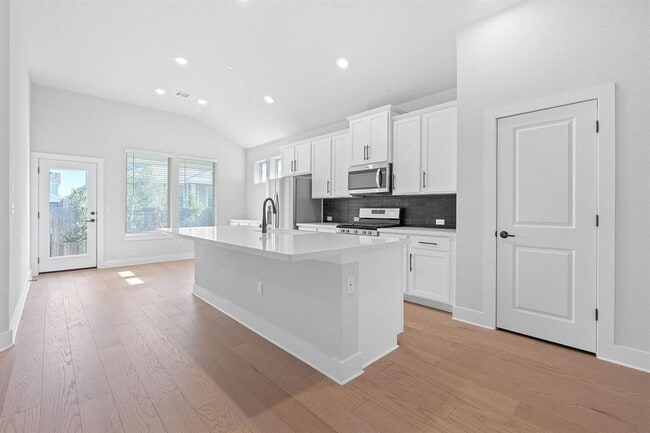 Primary Photo - 8504 McKamy Dr