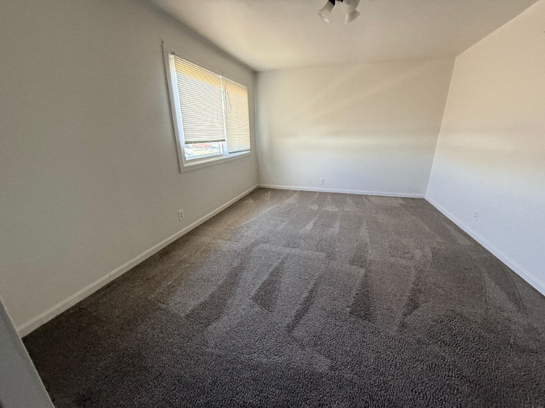 Building Photo - 105 Buckeye Cir