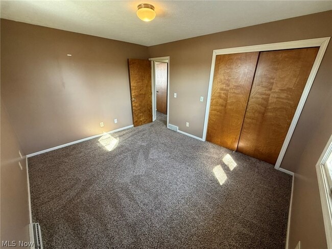 Building Photo - 604 Harger St