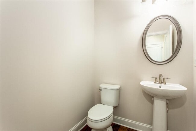 Building Photo - 5370 Cedar Glenn Ct