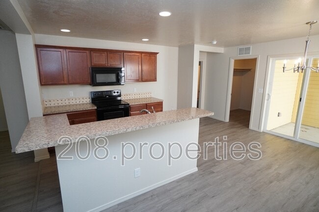Building Photo - 201 W Lava Falls Dr