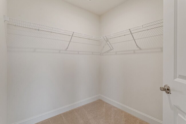 Building Photo - 30 Snowshill St