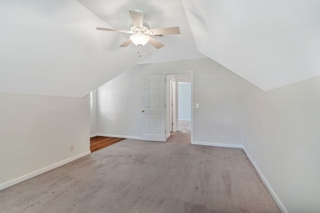 Building Photo - One acre lot with first floor suite in bea...