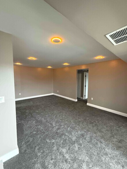 Building Photo - 3851 St Barnabas Rd