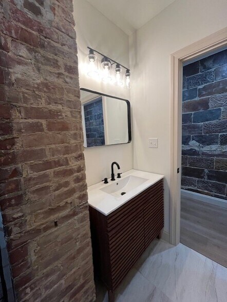 Bathroom - 1387 E 43rd St