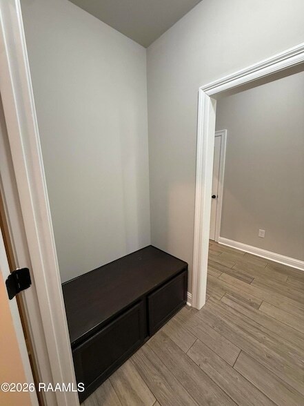 Building Photo - 404 Sparrowhawk St