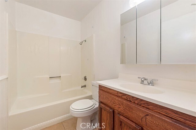 Building Photo - 27041 Avenida Las Palmas