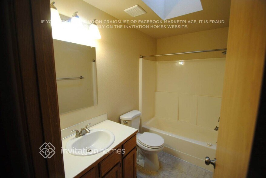 Building Photo - 15117 125th Ave Ct E