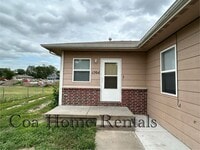 Building Photo - Northeast Duplex