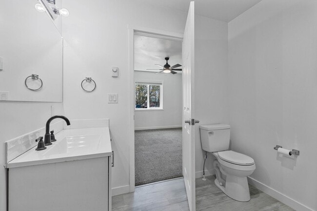 Building Photo - COUNTRY CHARMER 3 BED 2 BATH HOME IN CHESTER