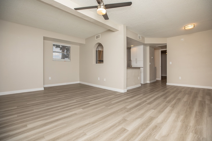 05.jpg - Augustine at Glendale