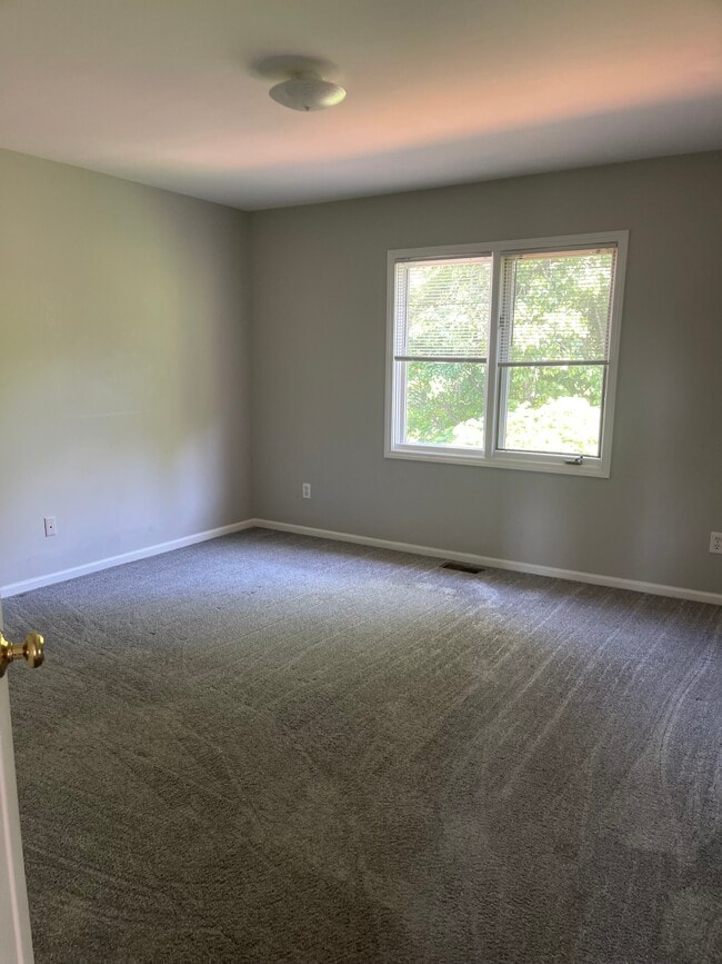 Building Photo - 7824 Watford Dr