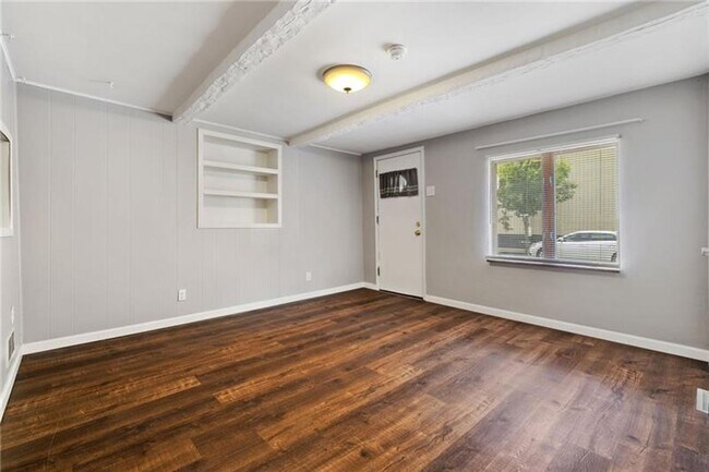 Building Photo - Beautiful Home for Rent