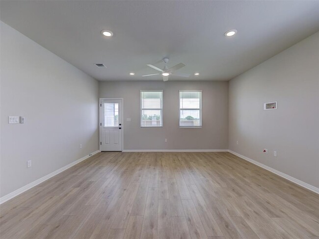 Building Photo - 129 Prairie Falls Drive