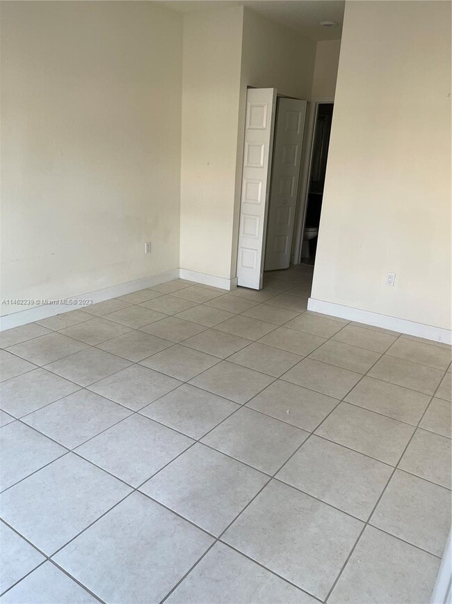 Building Photo - 4740 NW 84th Ct