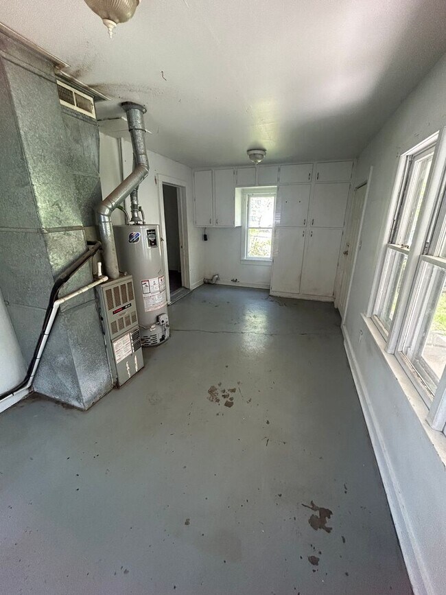 Building Photo - Adorable 2 bedroom, 1 bath Home!