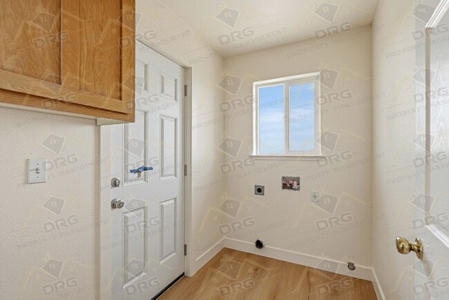 Building Photo - 9166 Jalisco Way