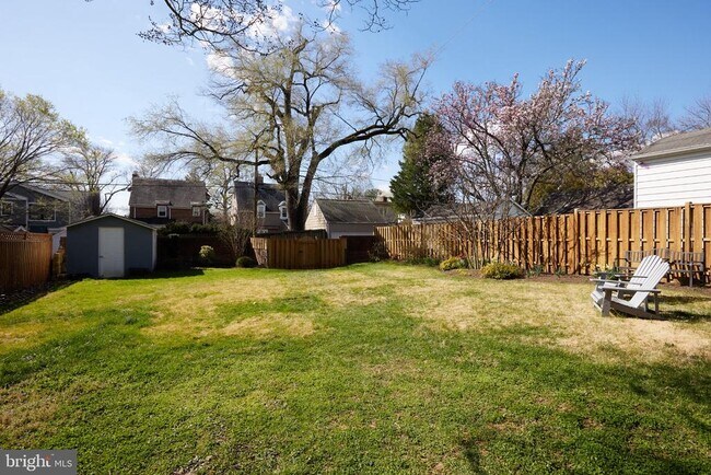 Building Photo - 4912 Brandywine St NW