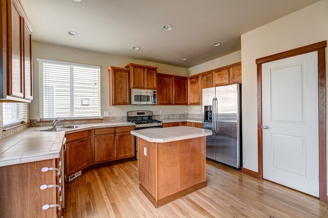 Building Photo - Spacious Bothell Home for Rent!