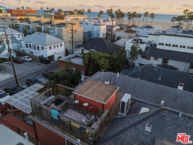 Building Photo - 34 Park Ave