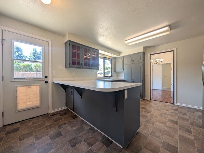 Building Photo - Wonderful 4-Bedroom, 2-Bath Home With Soli...