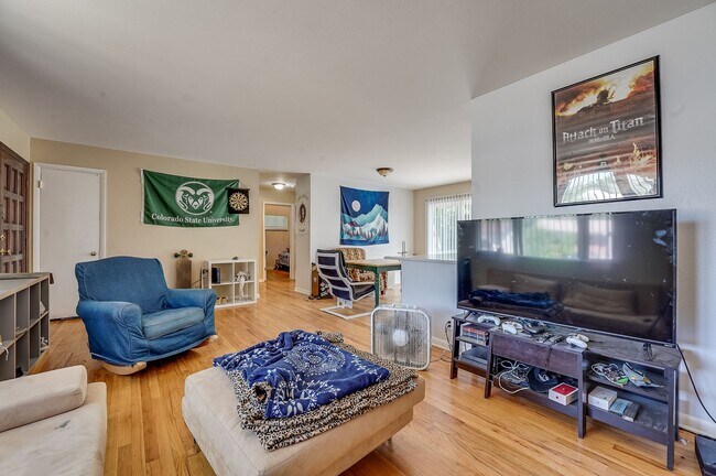 Building Photo - Lovely 4 Bed 2 Bath Ranch-Style House in Fort Collins!