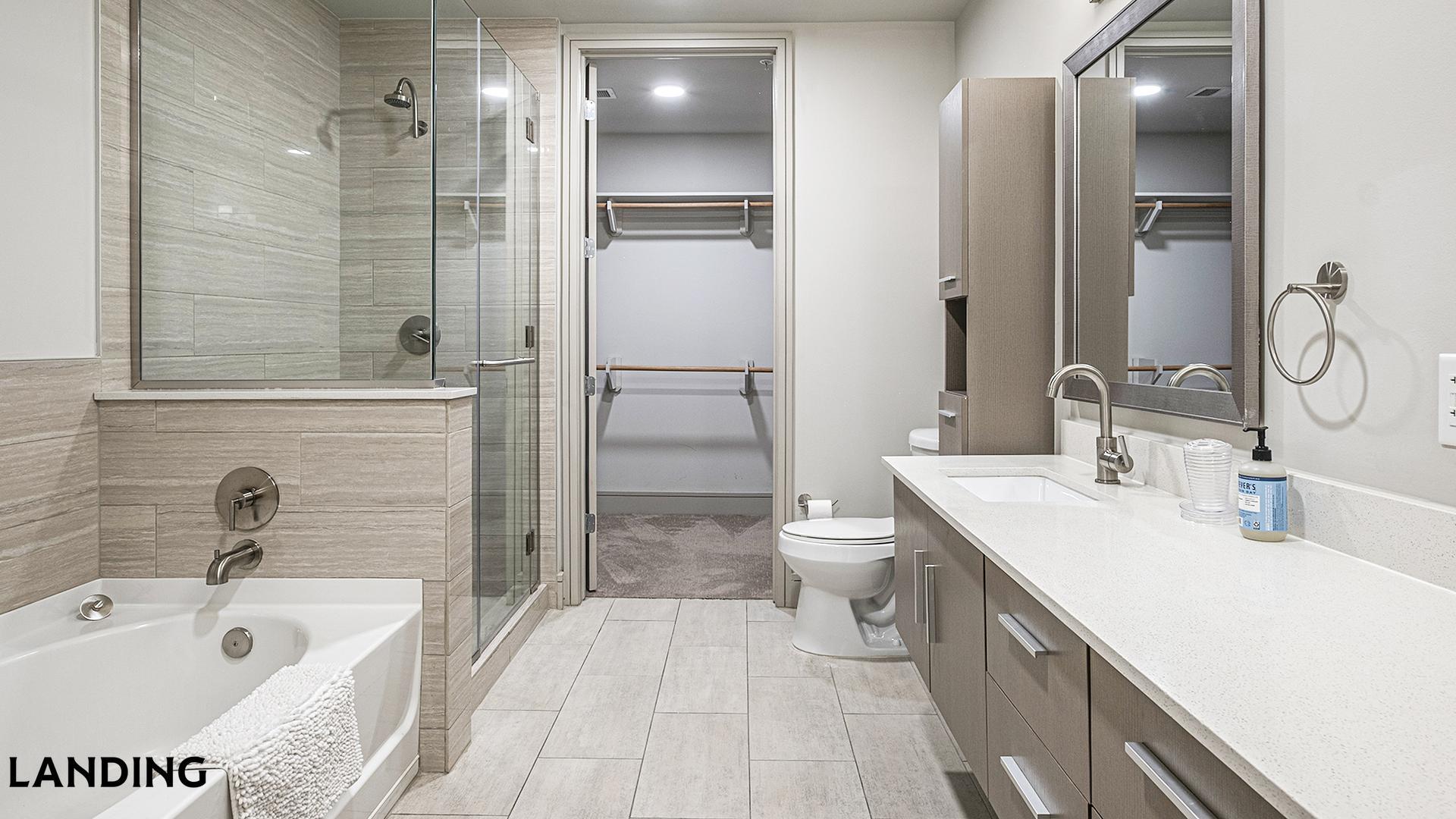 Building Photo - 1414 Wood Hollow Dr