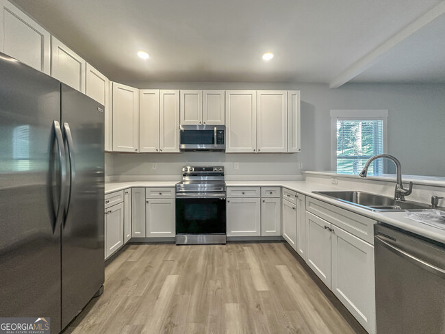 Building Photo - 3618 Griffin Dr