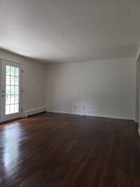 Building Photo - 519 W Water St
