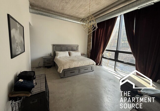 Building Photo - 175 N Ada St