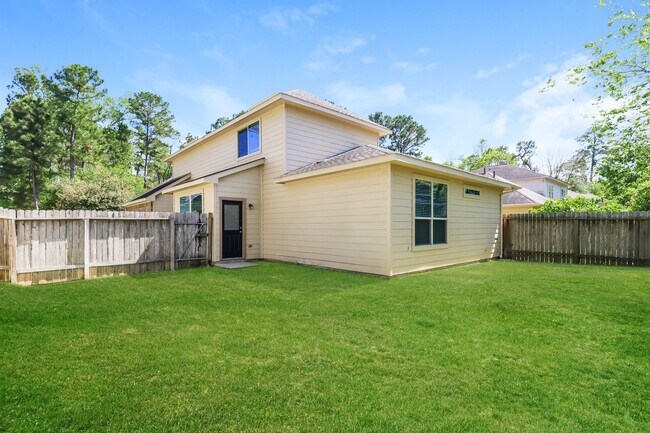 Building Photo - 3619 Spy Glass Hill Dr