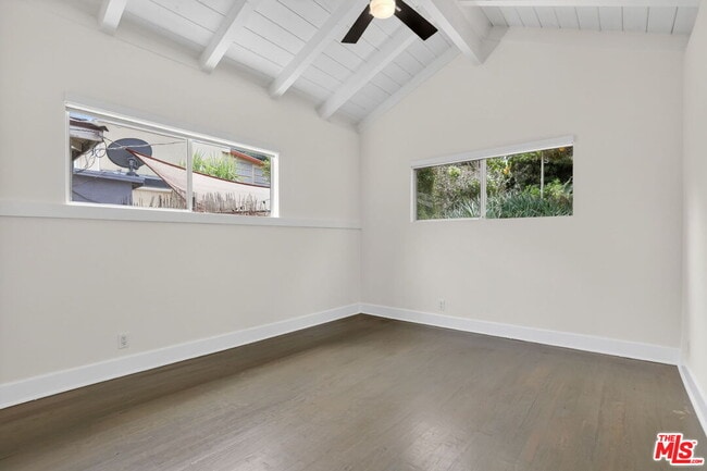 Building Photo - 408 Kendall Ave