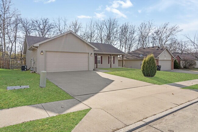 Building Photo - 5104 Sandstone Dr