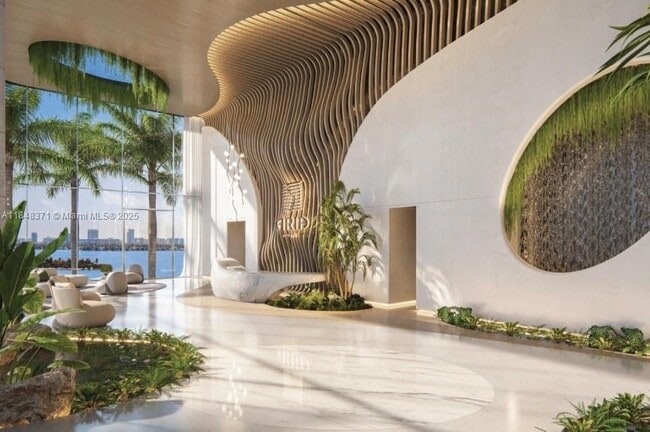 Building Photo - 700 NE 24th St