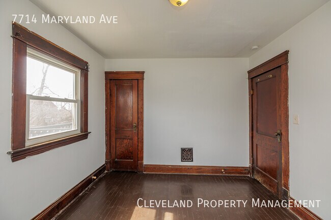 Building Photo - Beautiful Single Family Home!