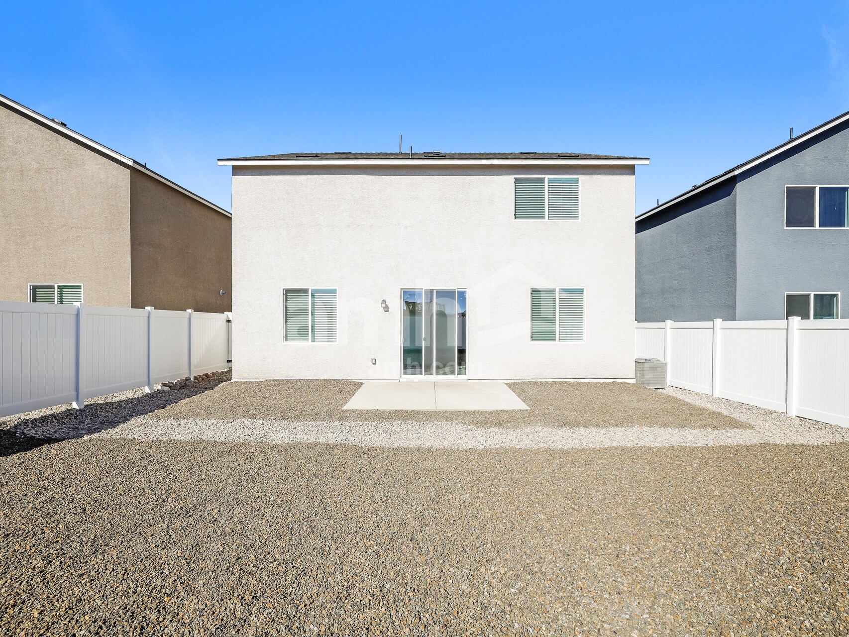 Building Photo - 2411 Dolly Ave