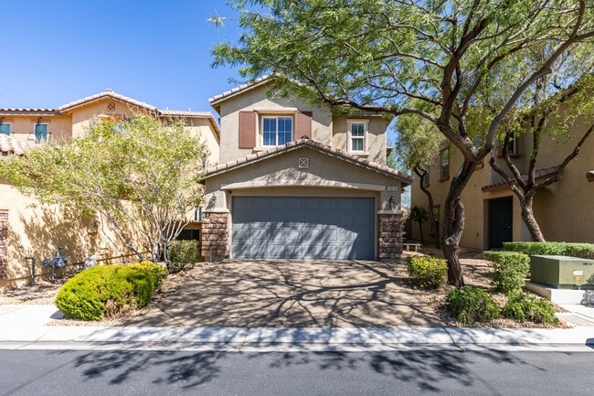 Building Photo - GORGEOUS HOME WITH TONS OF UPGRADES*MOUNTA...