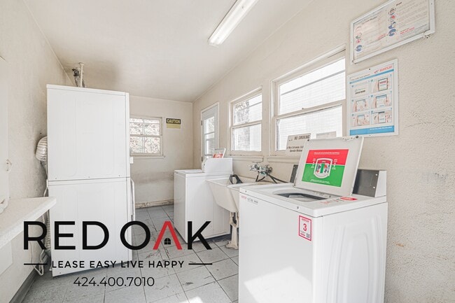 Building Photo - 601-605 Glenwood Rd