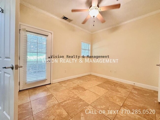 Building Photo - 1092 Glenridge Pl NE