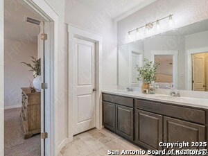 Building Photo - 522 Candor Stone