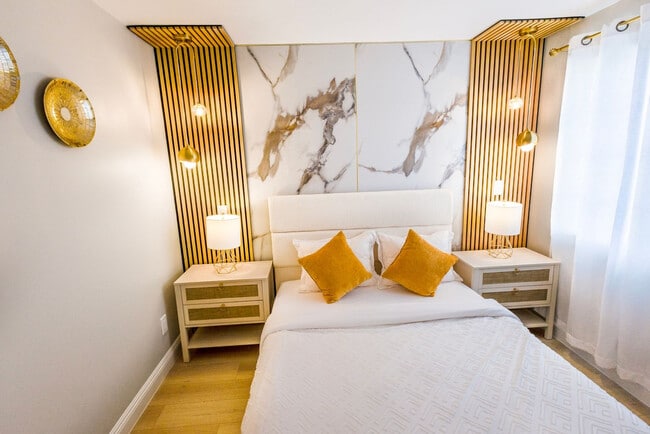 Building Photo - 6168 Cumberland St