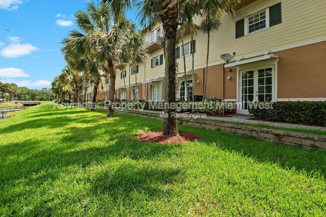 Building Photo - 4649 SW 75th Way