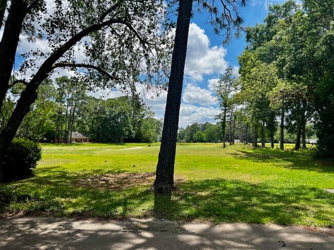 Building Photo - Rivier Du Chien rental right on the golf course