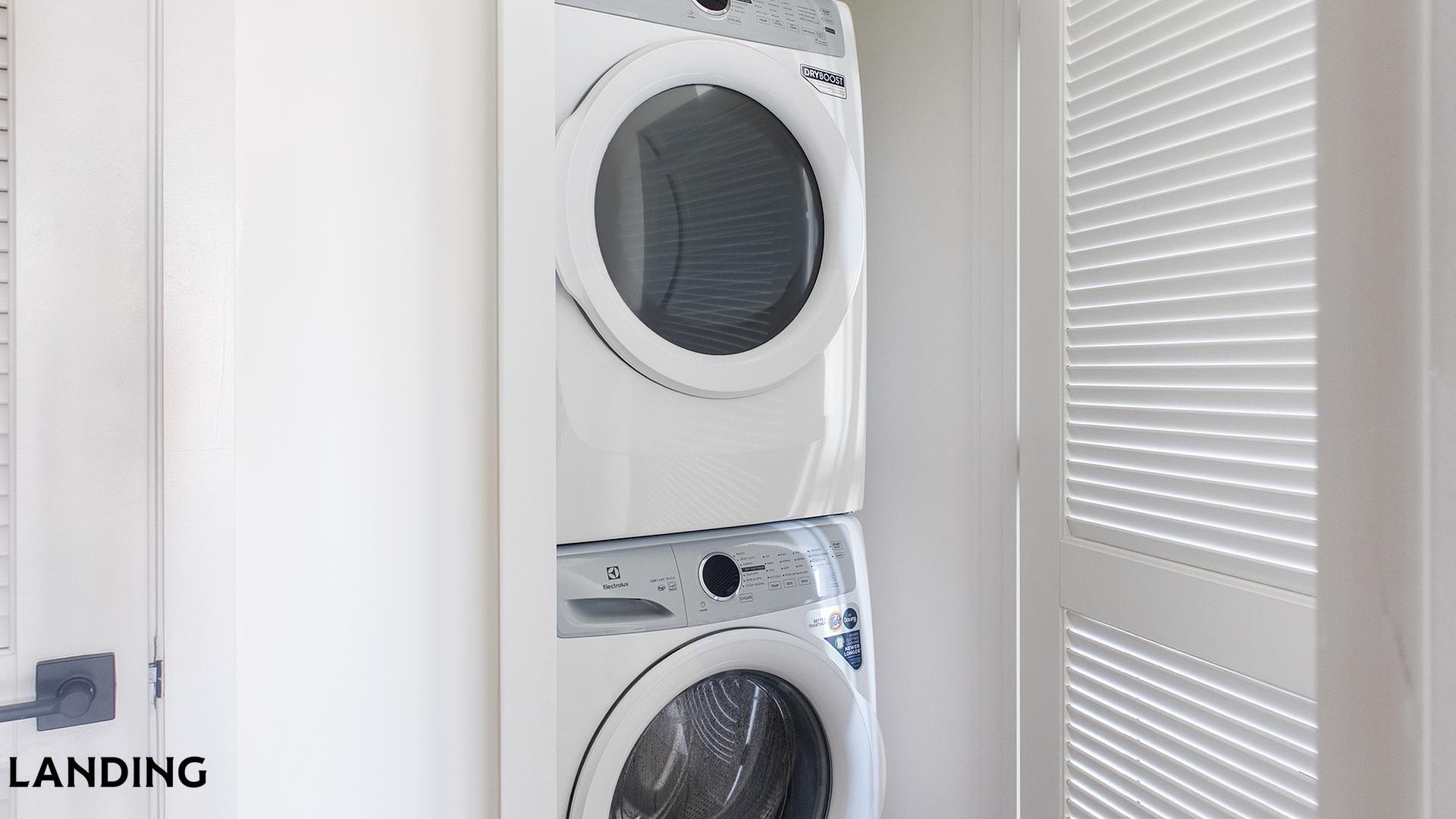 Building Photo - 1007 S Mint St