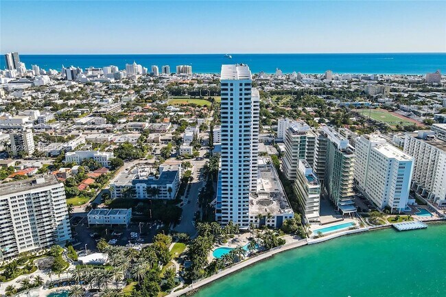 Building Photo - 1330 West Ave