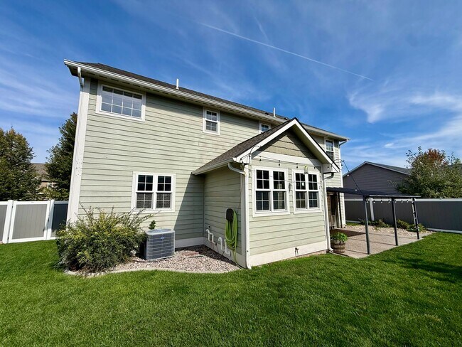 Building Photo - 5436 Bigfork Rd