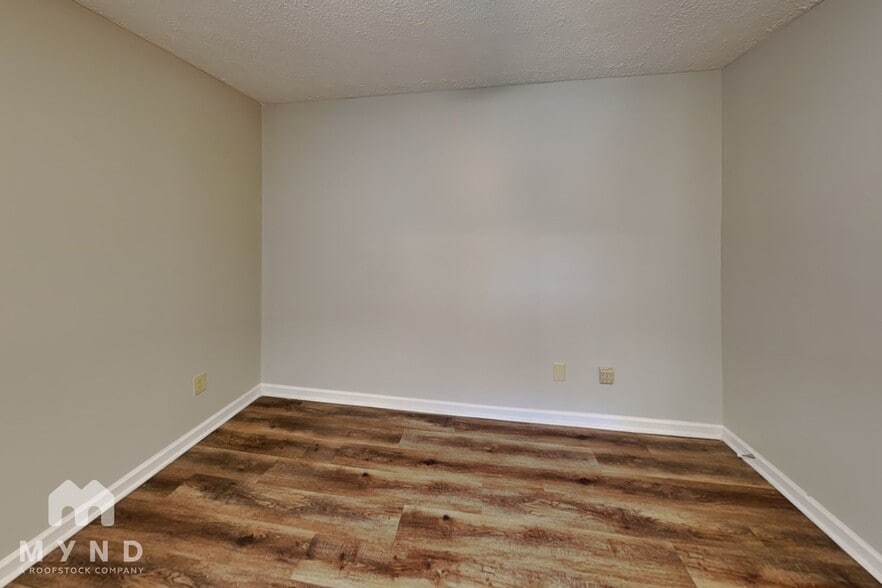 Building Photo - 8224 Wynewood Ct